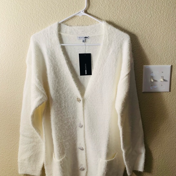 Fashion Nova Sweaters - Fashion Nova Ivory Button Front V-Neck Cardigan